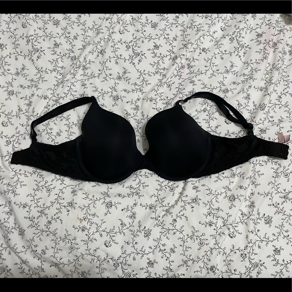 Gently worn black Victoria’s Secret bra 36DD